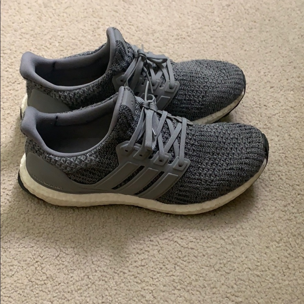 Men’s gray ultra boost